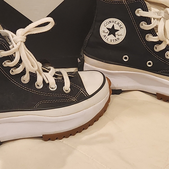 Converse Black Run Star Hike High-Tops - Picture 5 of 7